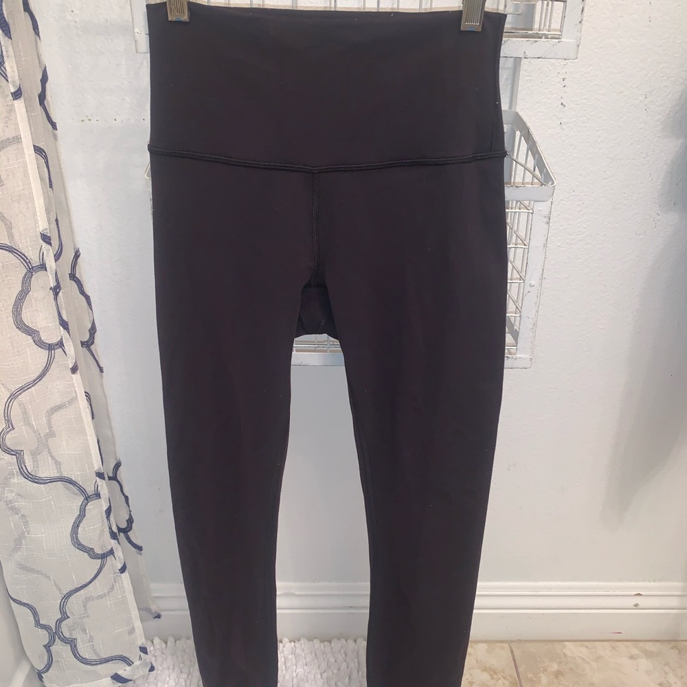 Black lulu lemon leggings perfect condition